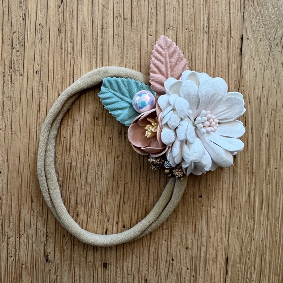 Three Peas Baby Boutique Other - Three Peas Baby Boutique Floral Headband